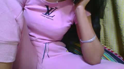 rosia685234 online show from 7, 11, 2025