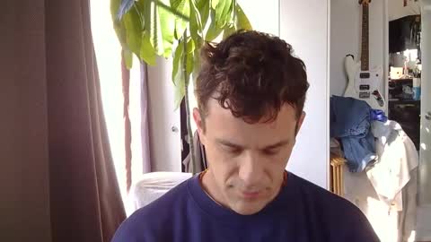 Snapshot of rosscollab chatting on 27, 2, 2026 RossCollab online show from 27, 2, 2026