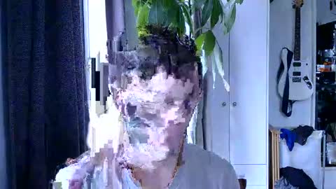 Snapshot of rosscollab chatting on 15, 3, 2026 RossCollab online show from 15, 3, 2026