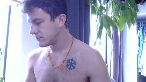 Snapshot of rosscollab chatting on 20, 3, 2026 RossCollab online show from 20, 3, 2026