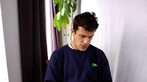 Snapshot of rosscollab chatting on 23, 3, 2026 RossCollab online show from 23, 3, 2026