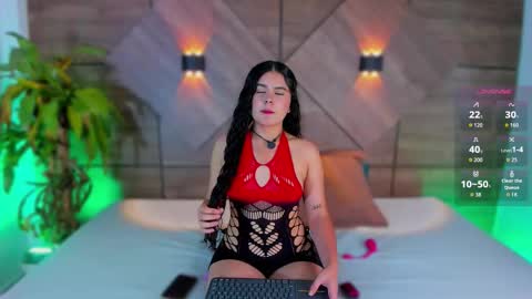 Snapshot of rossedamore chatting on 9, 11, 2025 Rosse online show from 9, 11, 2025