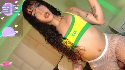 Snapshot of rosselfinoll chatting on 22, 2, 2025 Rossel online show from 22, 2, 2025