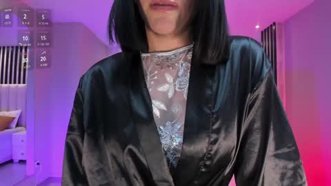 Snapshot of rossierhoades chatting on 1, 2, 2025 Rossie Rhoades online show from 1, 2, 2025