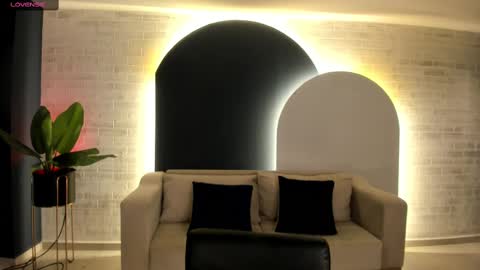 Snapshot of rossierhoades chatting on 9, 2, 2025 Rossie Rhoades online show from 9, 2, 2025