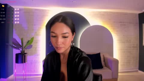 Snapshot of rossierhoades chatting on 16, 2, 2025 Rossie Rhoades online show from 16, 2, 2025