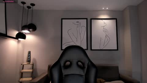 Snapshot of rossierhoades chatting on 8, 3, 2025 Rossie Rhoades online show from 8, 3, 2025