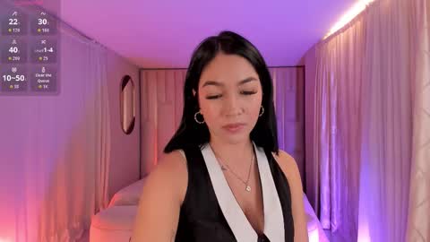 Snapshot of rossierhoades chatting on 6, 10, 2025 Rossie Rhoades online show from 6, 10, 2025