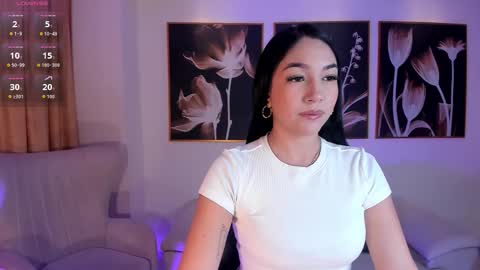 Snapshot of rossierhoades chatting on 18, 10, 2025 Rossie Rhoades online show from 18, 10, 2025