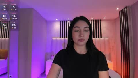 Snapshot of rossierhoades chatting on 7, 11, 2025 Rossie Rhoades online show from 7, 11, 2025