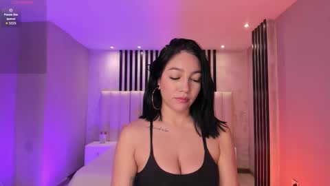 Snapshot of rossierhoades chatting on 17, 11, 2025 Rossie Rhoades online show from 17, 11, 2025