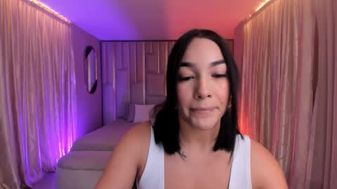 Snapshot of rossierhoades chatting on 20, 11, 2025 Rossie Rhoades online show from 20, 11, 2025