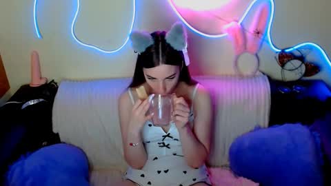 rosy_madison77 online show from 9, 11, 2025