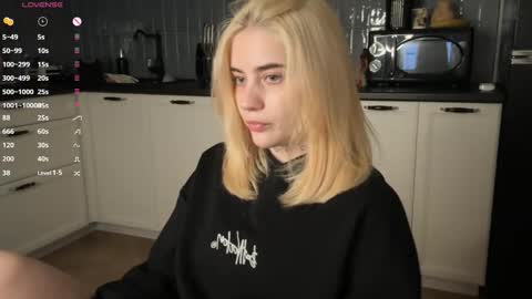 Snapshot of rottenlullaby chatting on 19, 10, 2025 - my telegram channel online show from 19, 10, 2025