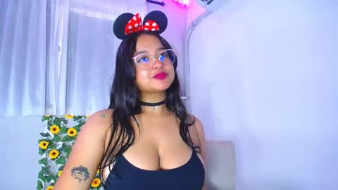 Snapshot of rous_25 chatting on 31, 12, 2024 rous_25 online show from 31, 12, 2024