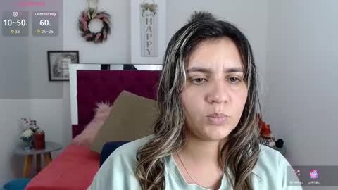 Snapshot of rouse_f_w chatting on 23, 10, 2025 rouse_f_w online show from 23, 10, 2025