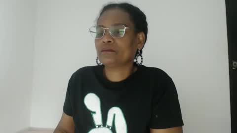 luxa online show from 8, 10, 2025