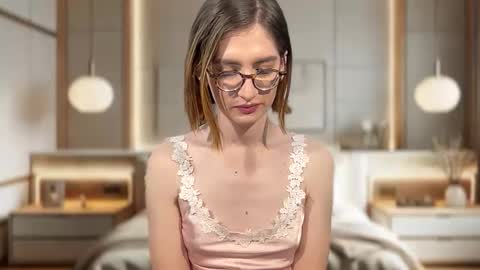 rousse507437 online show from 16, 12, 2025