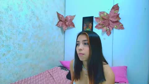 rousse_violet online show from 11, 2, 2025