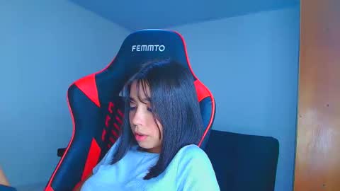 rousse_violet online show from 12, 11, 2025