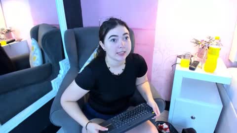 RousseWalker online show from 23, 11, 2025