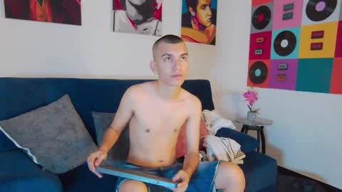 Rowan online show from 16, 10, 2025