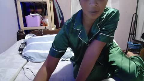 roxanne_98 online show from 8, 3, 2026