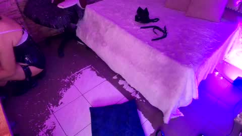 Snapshot of roxanne_han chatting on 18, 3, 2026 roxanne_han online show from 18, 3, 2026