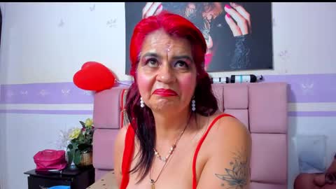 Snapshot of roxettemature chatting on 14, 2, 2025 RoxetteMature online show from 14, 2, 2025