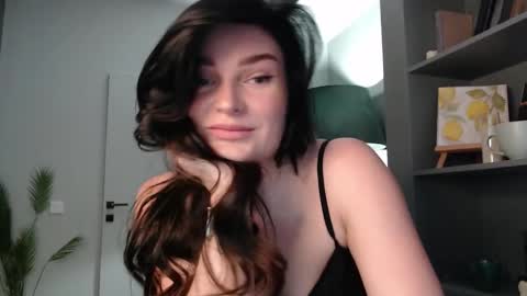 roxxiejet online show from 4, 11, 2025