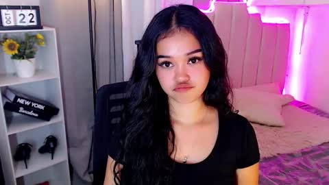 Snapshot of roxxy_blossom chatting on 22, 10, 2025 roxxy_blossom online show from 22, 10, 2025