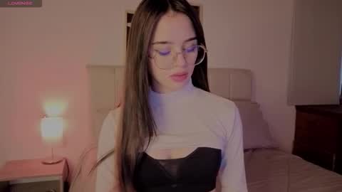 Roxxy online show from 10, 3, 2026