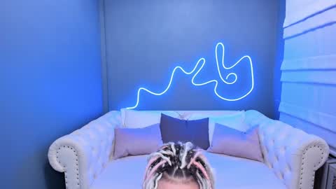 Snapshot of roxy_mars chatting on 21, 12, 2024 Roxy online show from 21, 12, 2024