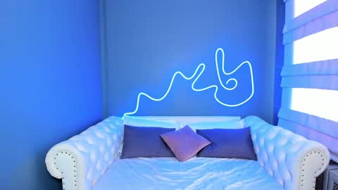 Snapshot of roxy_mars chatting on 10, 1, 2025 Roxy online show from 10, 1, 2025