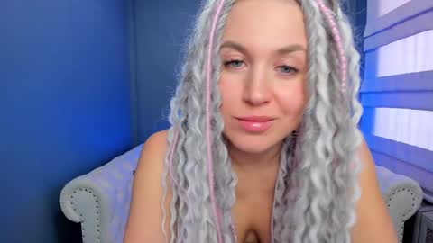 Snapshot of roxy_mars chatting on 28, 1, 2025 Roxy online show from 28, 1, 2025