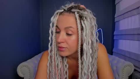 Snapshot of roxy_mars chatting on 6, 3, 2025 Roxy online show from 6, 3, 2025