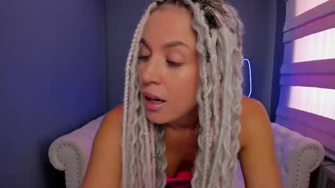 Snapshot of roxy_mars chatting on 7, 3, 2025 Roxy online show from 7, 3, 2025