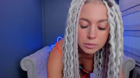 Snapshot of roxy_mars chatting on 10, 3, 2025 Roxy online show from 10, 3, 2025