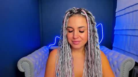 Snapshot of roxy_mars chatting on 18, 10, 2025 Roxy online show from 18, 10, 2025