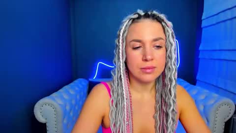 Snapshot of roxy_mars chatting on 19, 11, 2025 Roxy online show from 19, 11, 2025