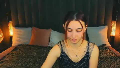 roxy_rayy online show from 23, 10, 2025