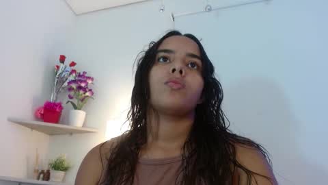 roxy_stone1 online show from 6, 10, 2025