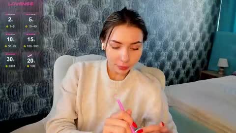 Snapshot of roxy_the_daedevill chatting on 7, 2, 2025 roxy_the_daedevill online show from 7, 2, 2025