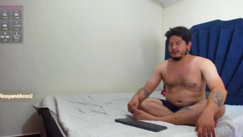 Snapshot of roxyandaron2 chatting on 21, 3, 2026 RoxyAron online show from 21, 3, 2026