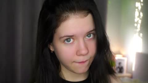 roxyvolmer online show from 17, 3, 2026