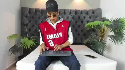 ROY online show from 5, 10, 2025