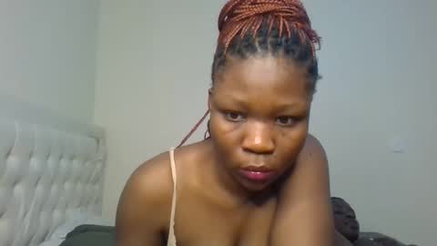 Snapshot of royal_goddes chatting on 13, 10, 2025 goddes online show from 13, 10, 2025