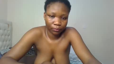 Snapshot of royal_goddes chatting on 13, 11, 2025 goddes online show from 13, 11, 2025