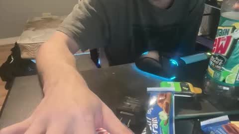 Royalty13m online show from 17, 11, 2025