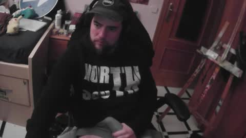 Snapshot of royer04 chatting on 30, 11, 2025 royer04 online show from 30, 11, 2025